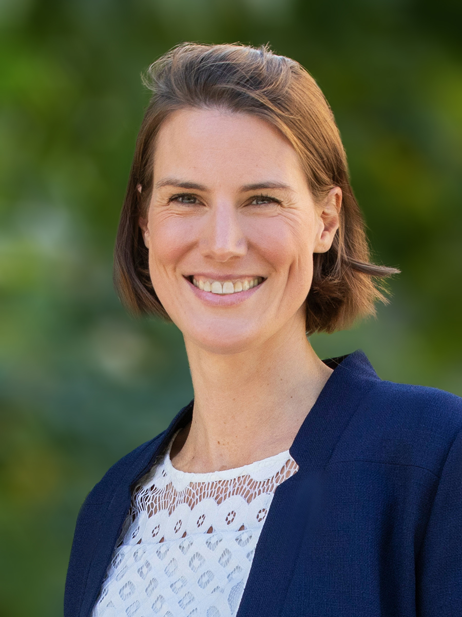 Porträt von Nora Meyer zu Erpen